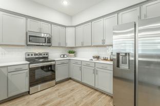 531 Strong Ave - Photo 1 of 1