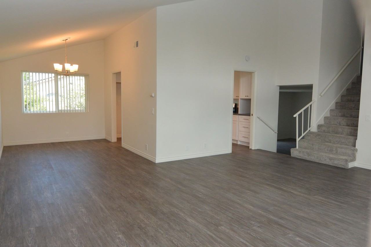 8451 Greasewood Cir - Photo 4 of 30