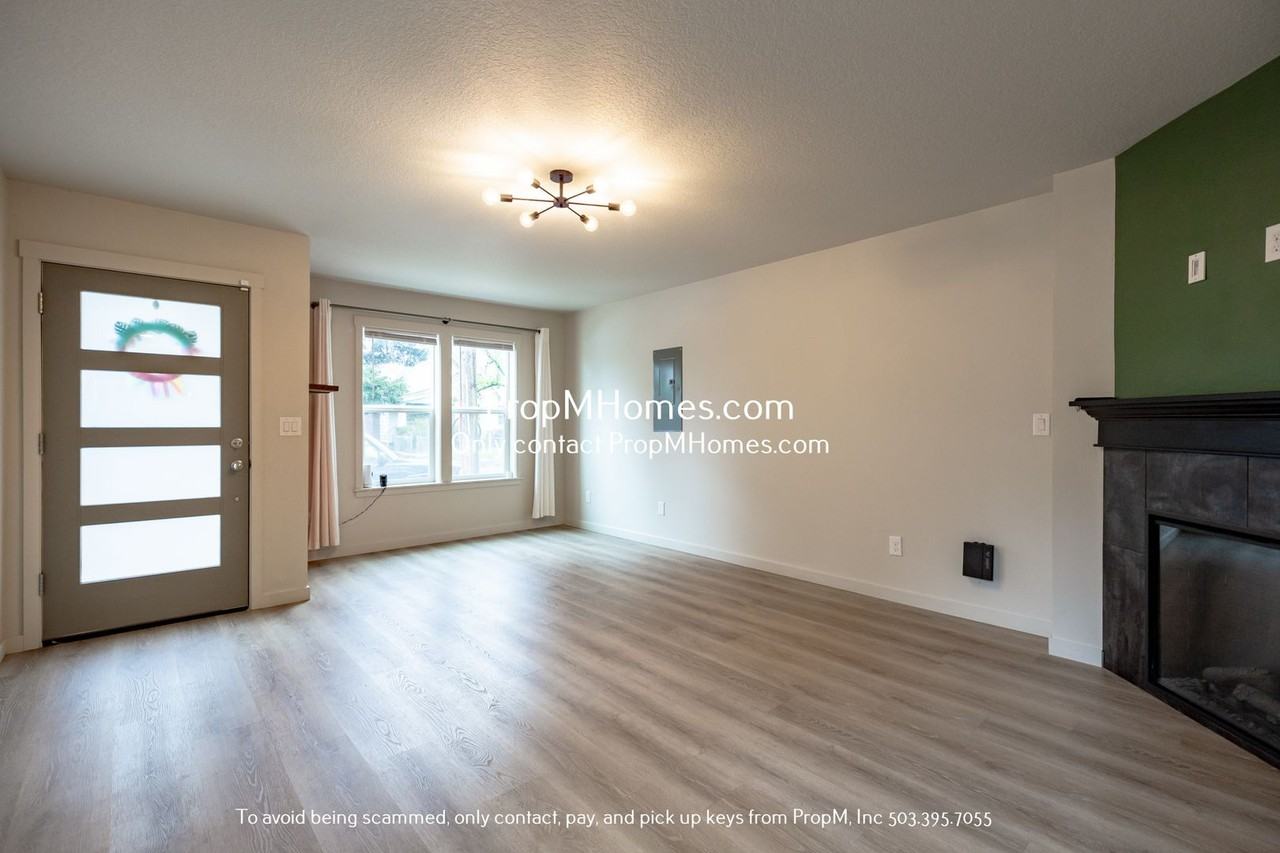 6317 Se 92nd Ave - Photo 2 of 18