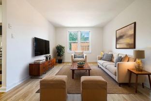 8455 Daniels St - Photo 1 of 1