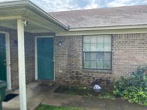 350 350 South Davis A-B #B - Photo 1 of 1