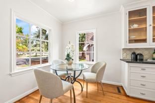 910 Pine Ave - Photo 1 of 1