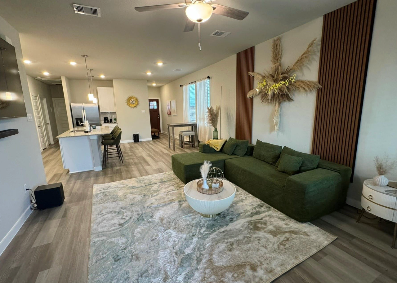 5608 Madden Ln - Photo 3 of 9