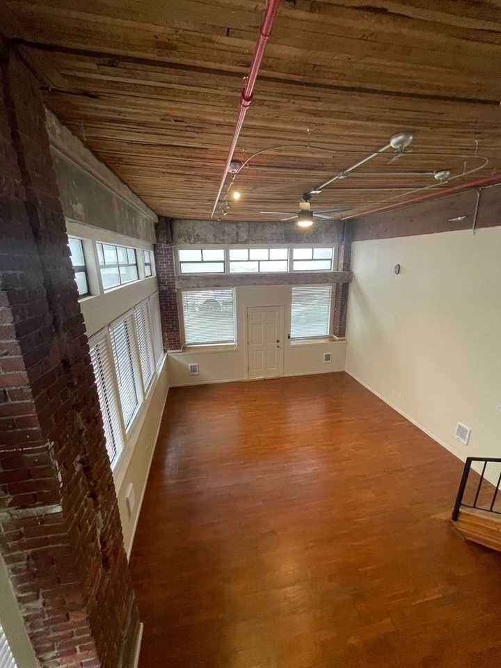 Everett Station Lofts - Photo 7 of 10