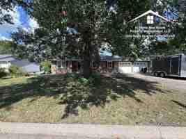 featured image of 511 Kleewood Dr