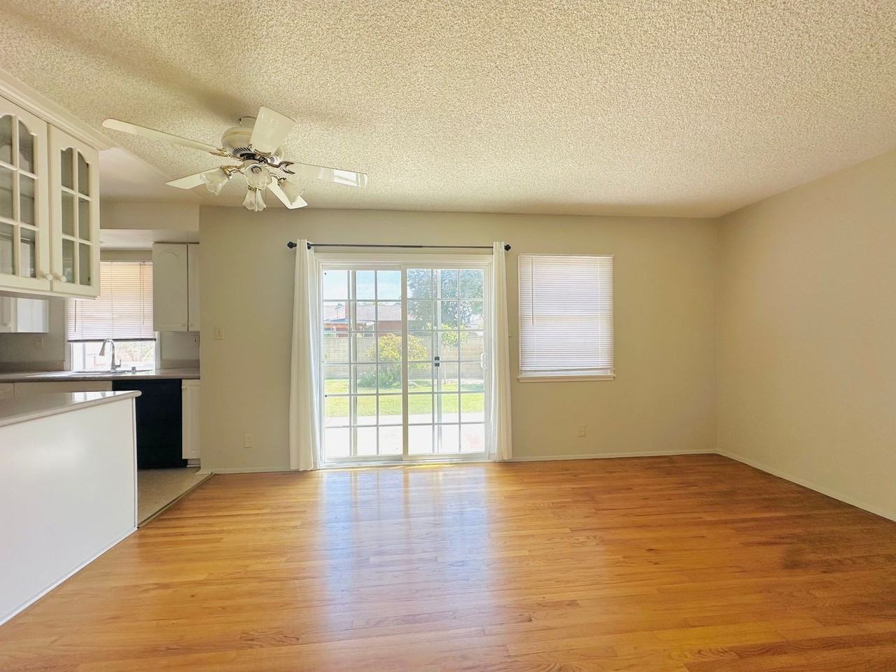 14332 Joyce Ave - Photo 2 of 12