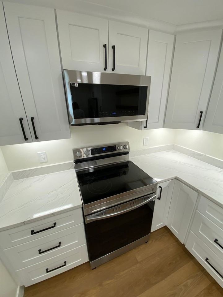 362 Hillside Cir - Photo 5 of 22