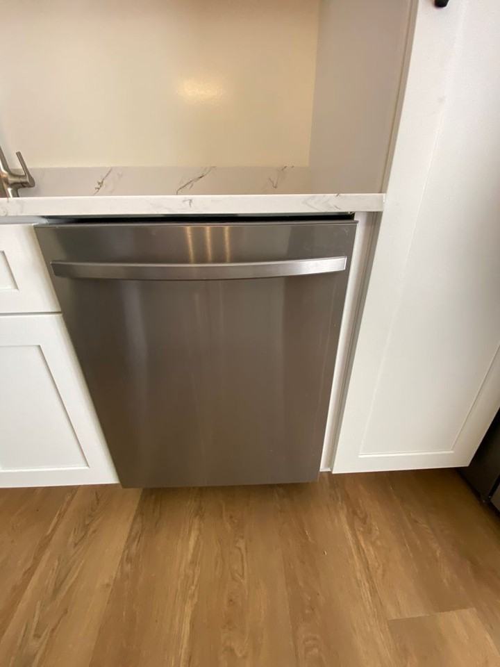 362 Hillside Cir - Photo 6 of 22