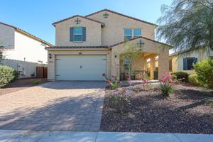 featured image of 17965 W Encinas Ln