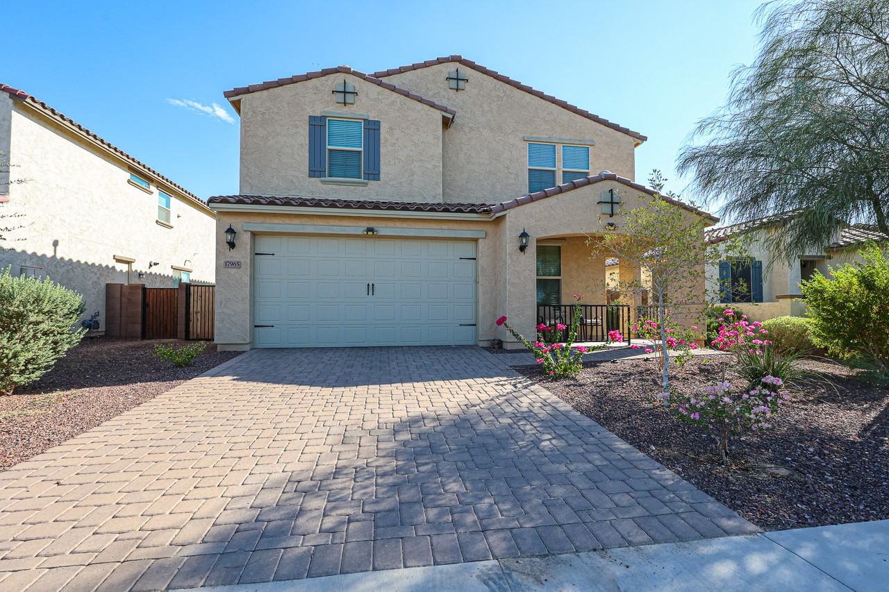 17965 West Encinas Lane - Photo 3 of 50