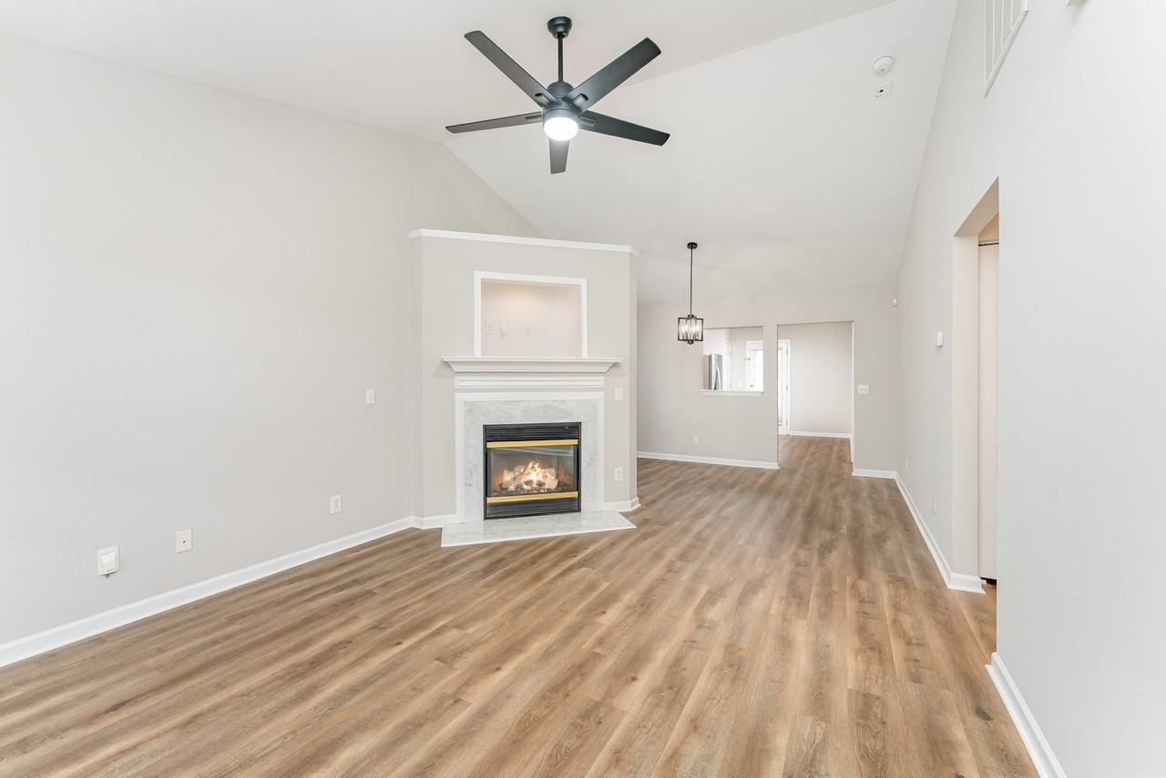 5416 Harris Cove Drive - Photo 3 of 14