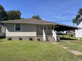 featured image of 127 Washington St