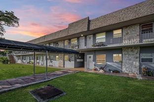 9375 Sw 40Th Ter - Photo 1 of 1