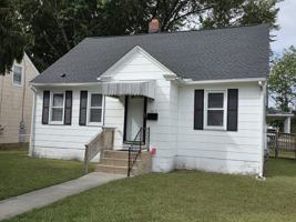 featured image of 915 Johnson St