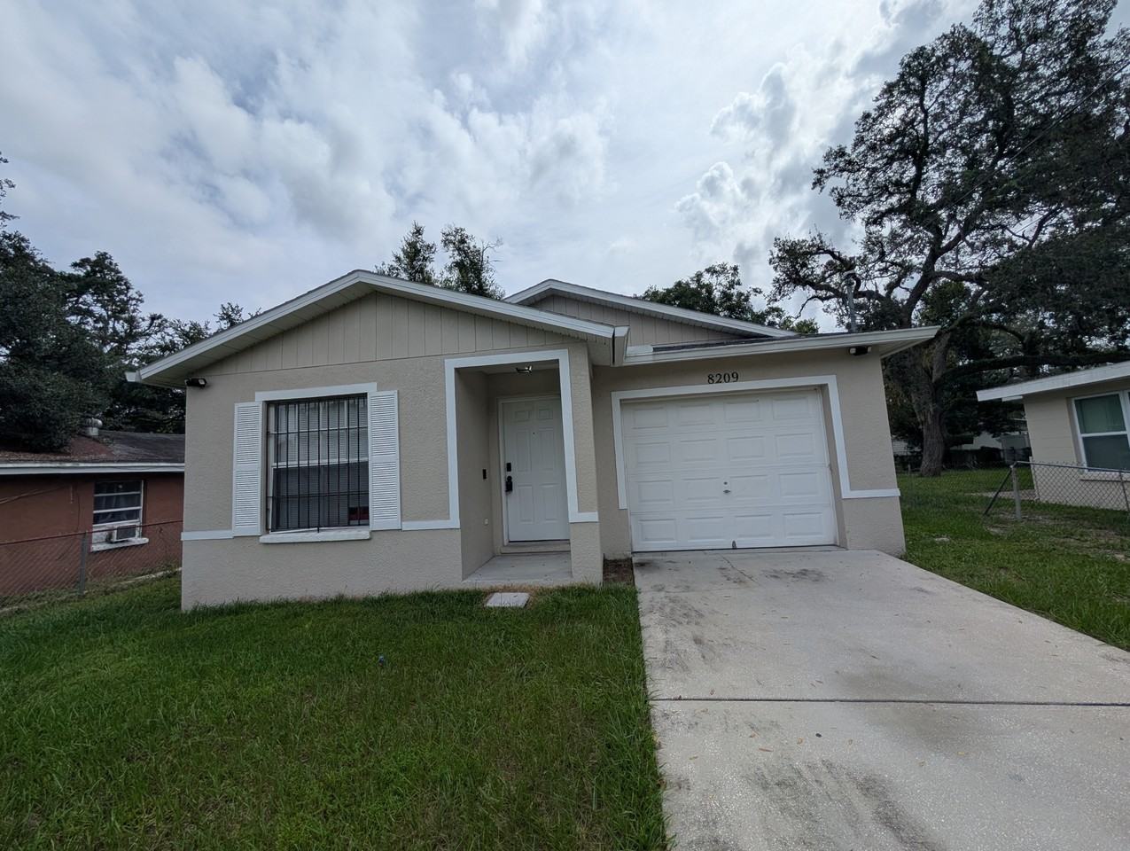 8209 N Elmer St - Photo 2 of 24