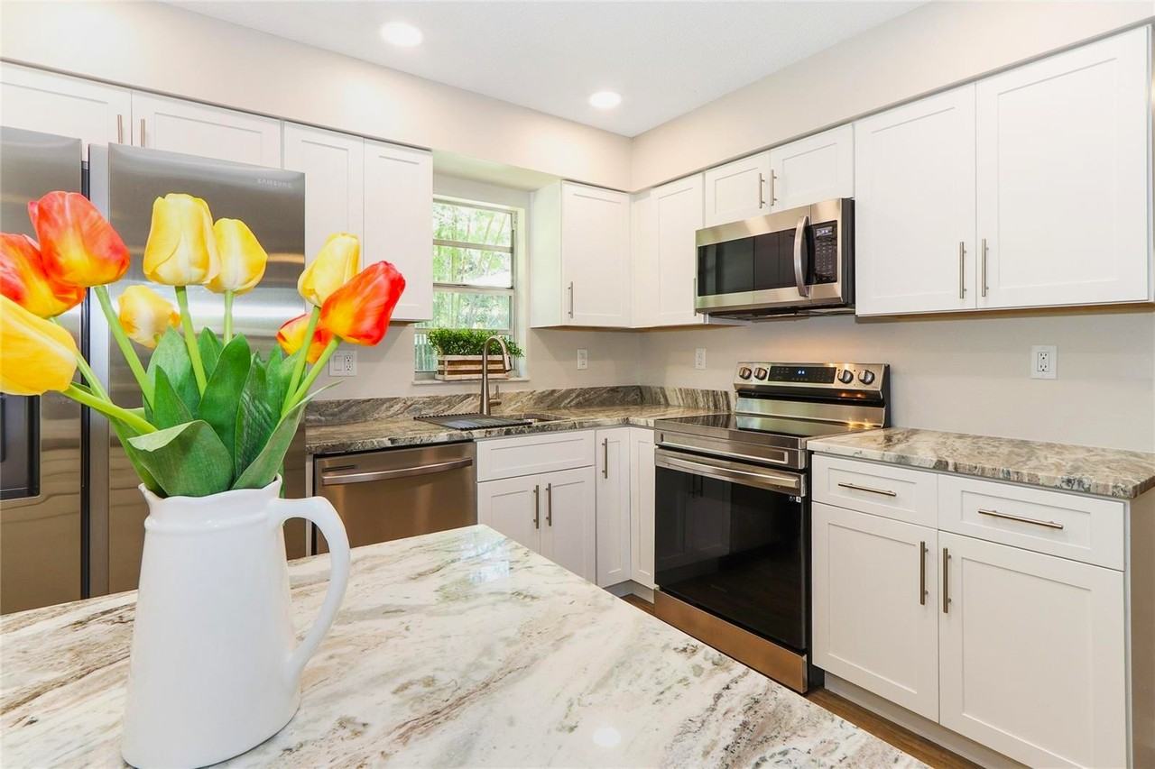 5119 29th Ave S - Photo 3 of 21