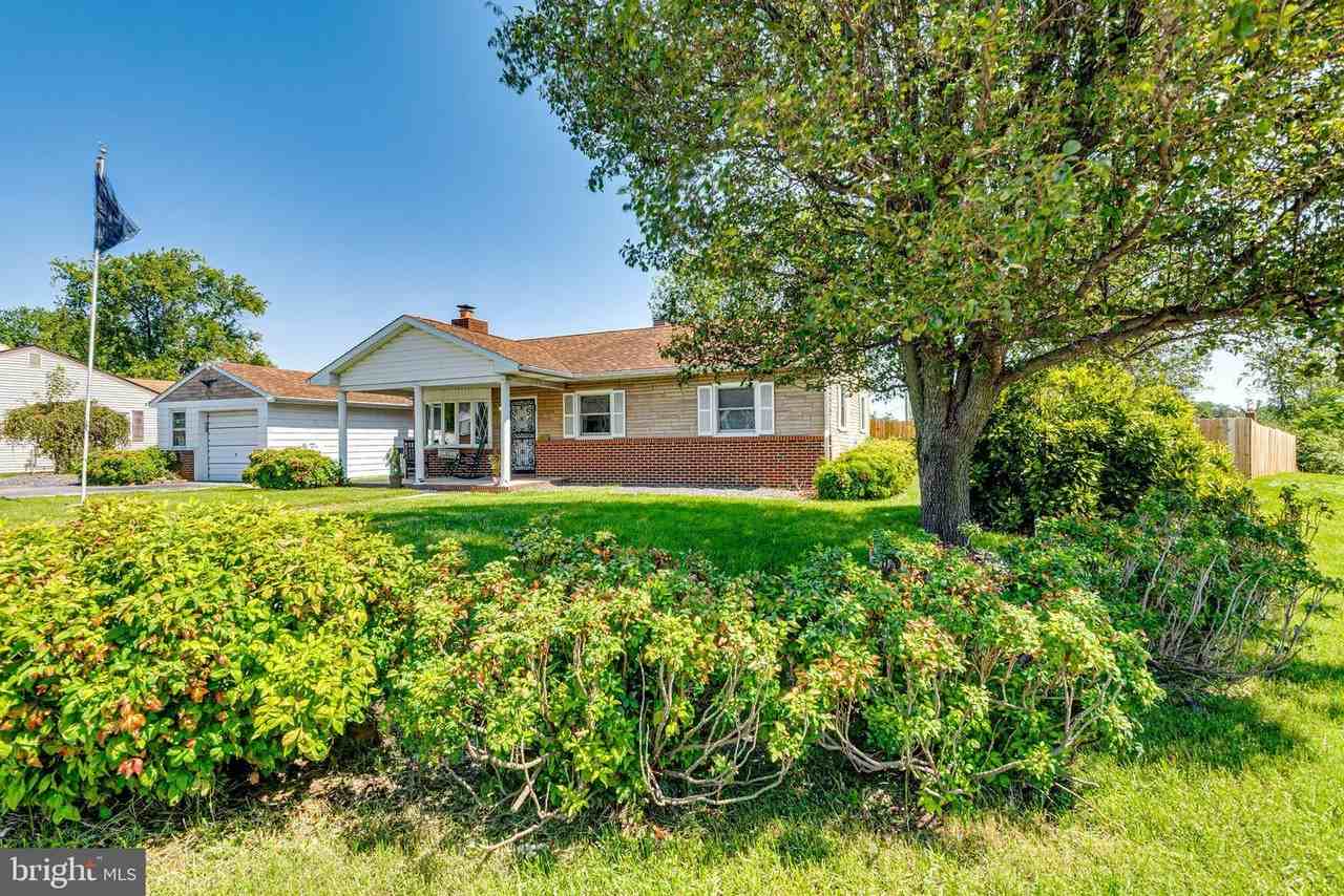 5811 Larsen St - Photo 4 of 26