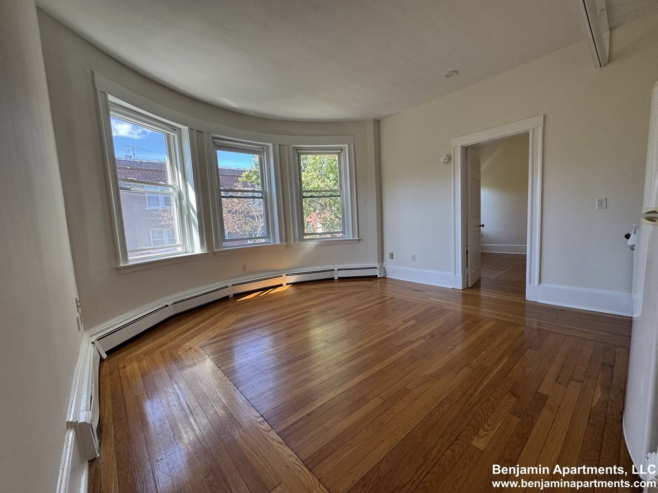 Fairbanks St. & Beacon St #33 - Photo 3 of 8