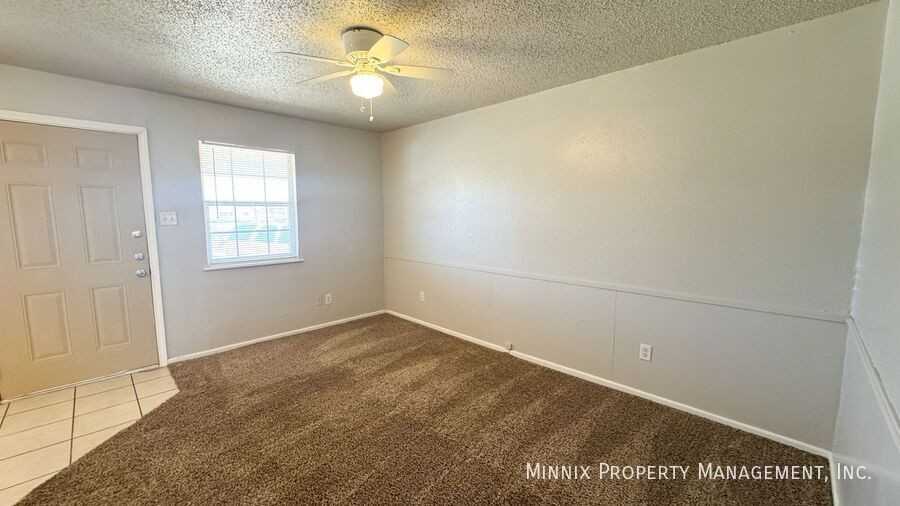 Southern Cross Apartments - Photo 5 of 25