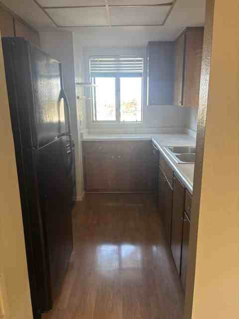 1083 Chadwick Cir - Photo 2 of 18