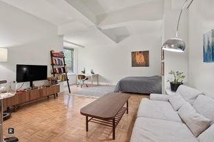 Greenwich St #327 - Photo 1 of 1