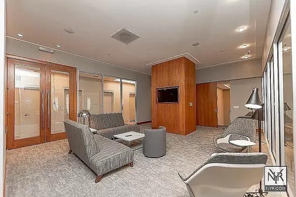 West St #16L - Photo 7 of 11