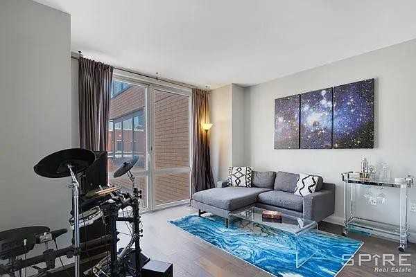 Gold St #7J - Photo 5 of 20