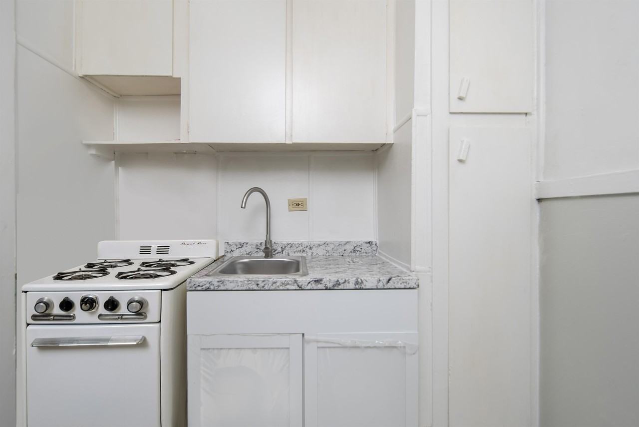 3 115th Street - Photo 2 of 21