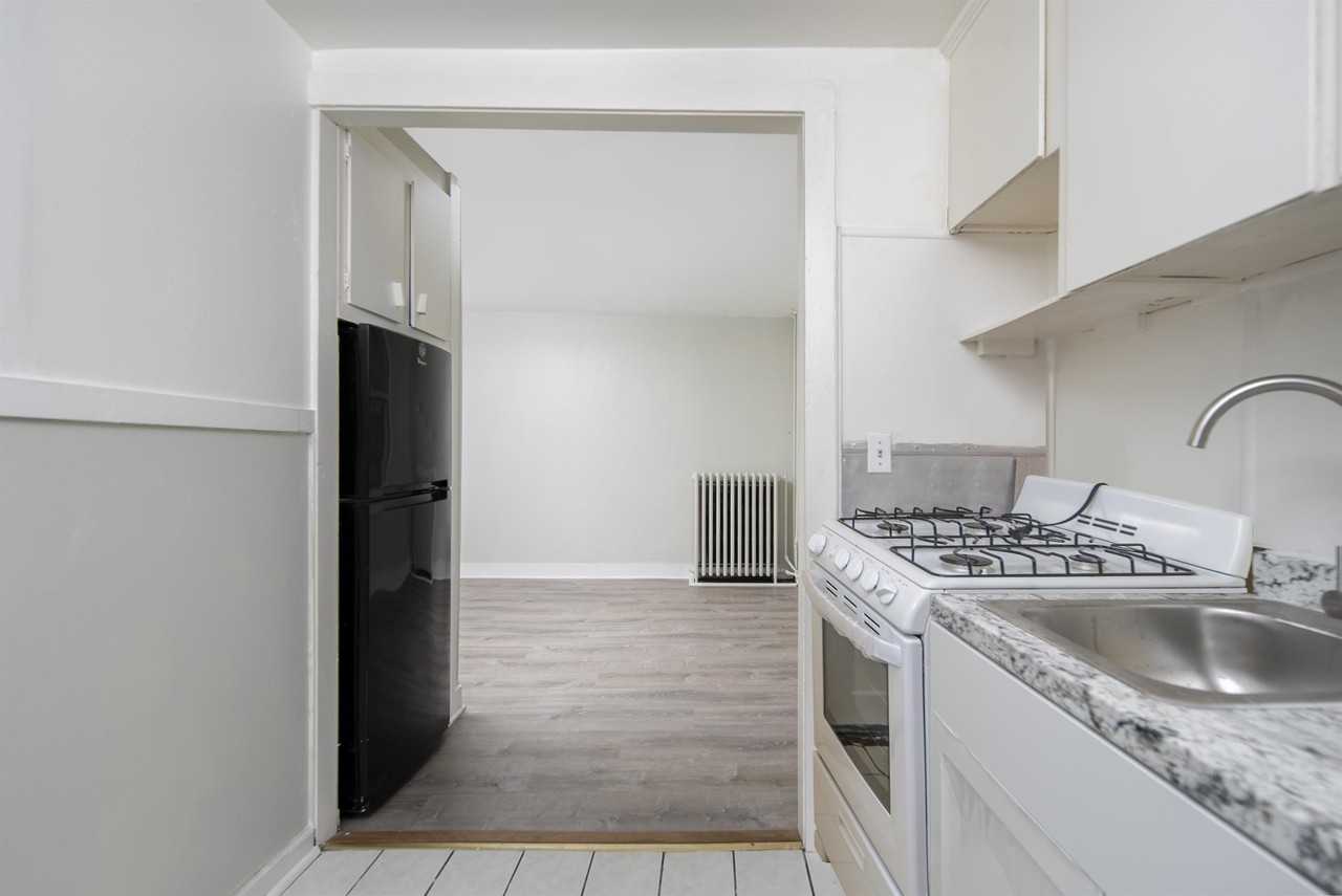 3 115th Street - Photo 4 of 21