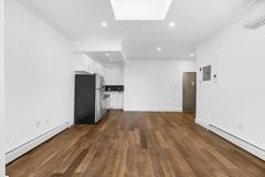 792 Hart St #2R - Photo 1 of 1