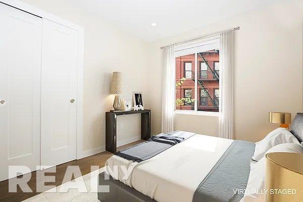 Suffolk St #3E - Photo 3 of 13