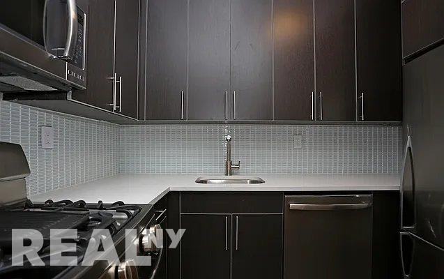 W 53rd St #125 - Photo 2 of 6