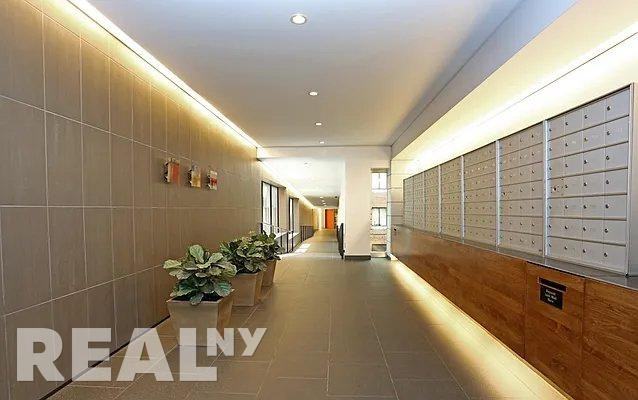 W 53rd St #125 - Photo 4 of 6