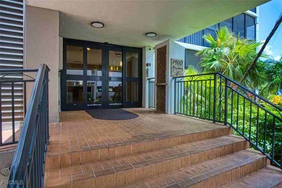 1900 Virginia Ave #102 - Photo 4 of 18