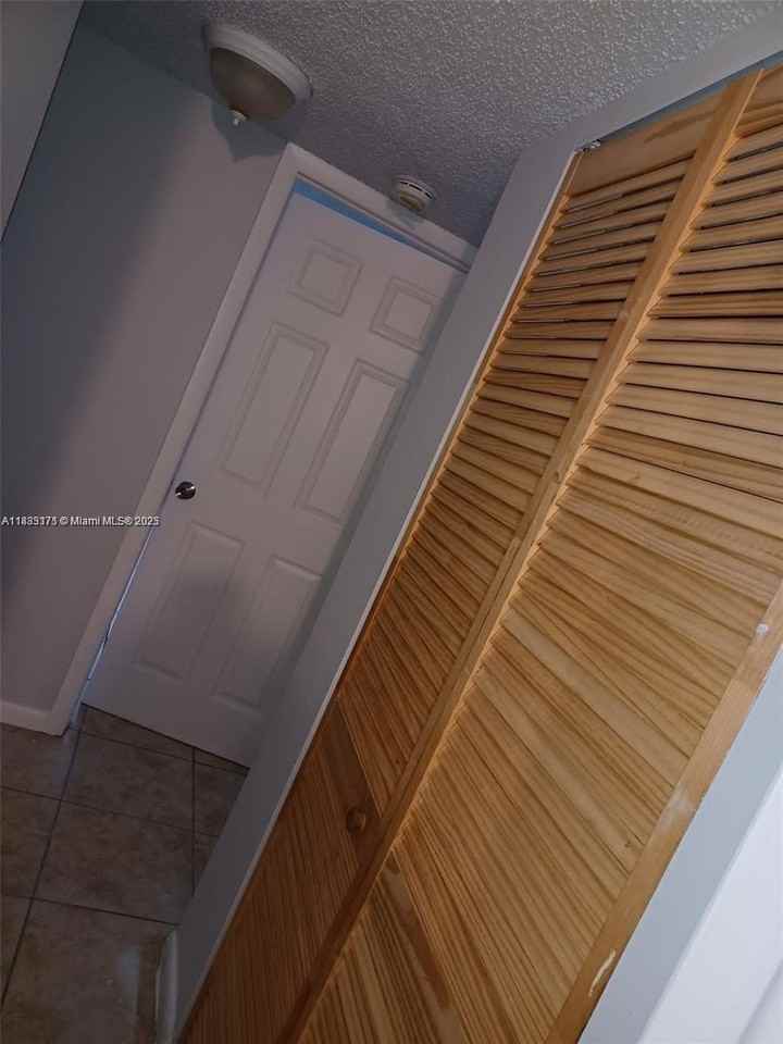 3610 Nw 21st St #409 - Photo 3 of 11