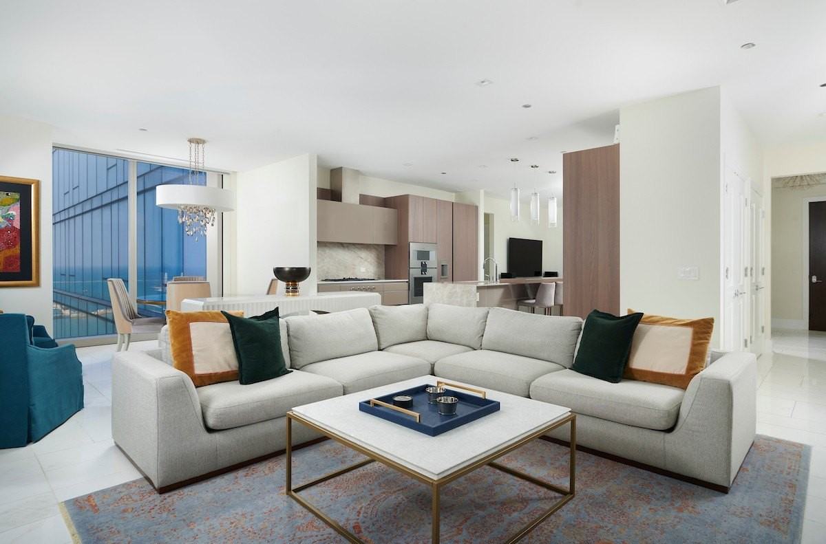 363 East Wacker Drive #1506 - Photo 6 of 34