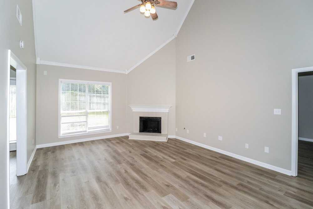 1161 Red Fern Cir E - Photo 5 of 17