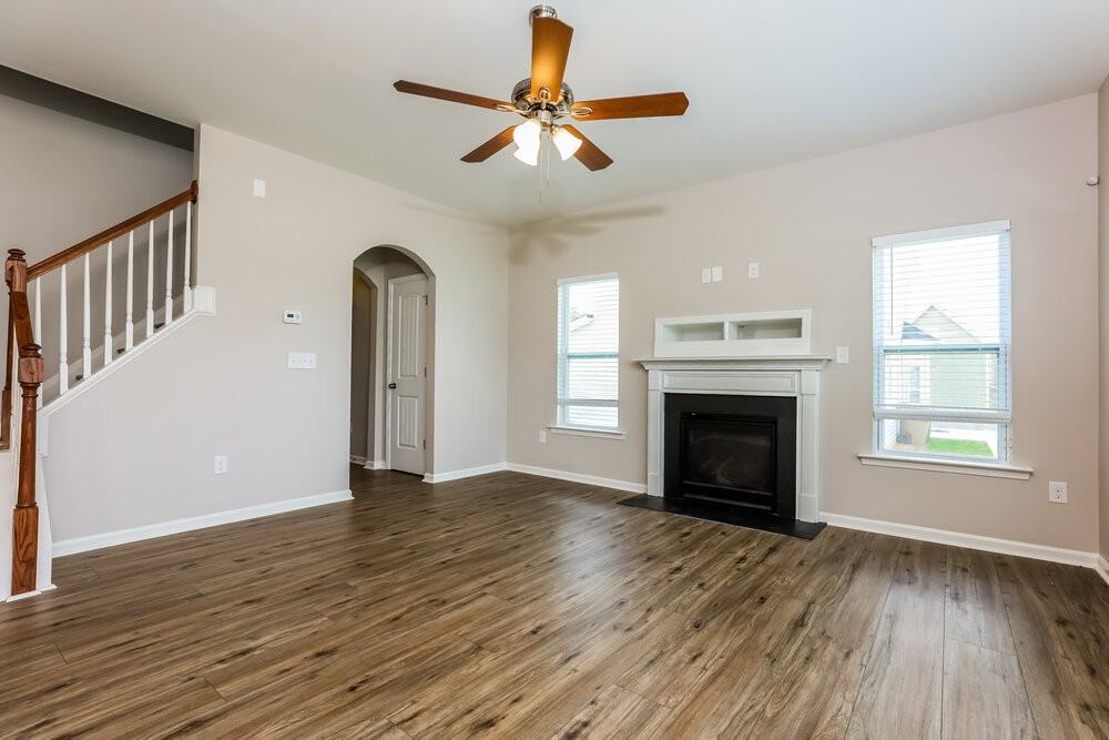 934 Lakemont Dr - Photo 6 of 17