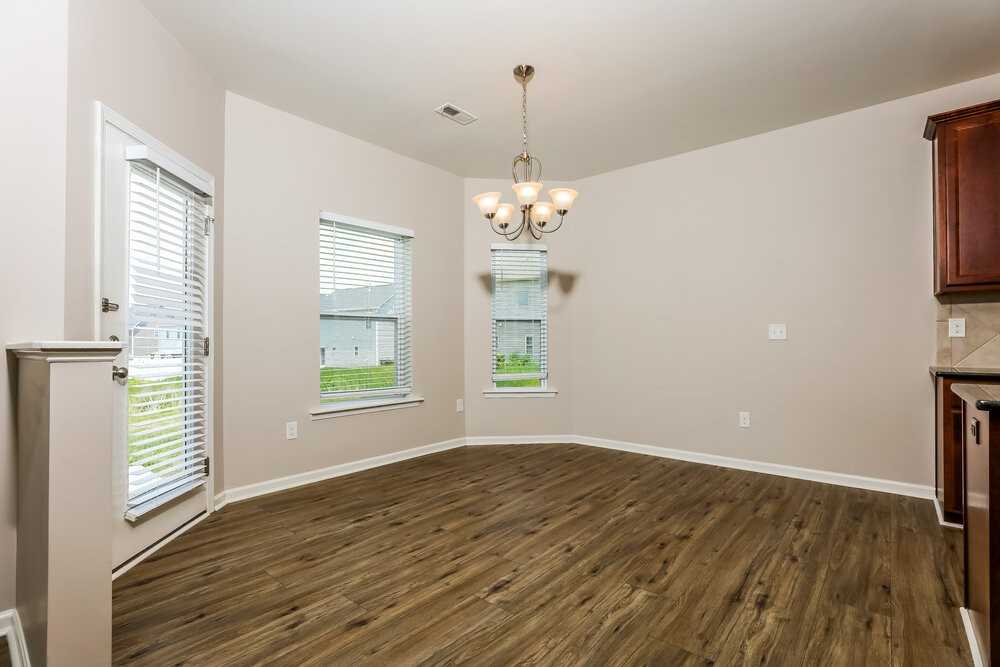 934 Lakemont Dr - Photo 7 of 17