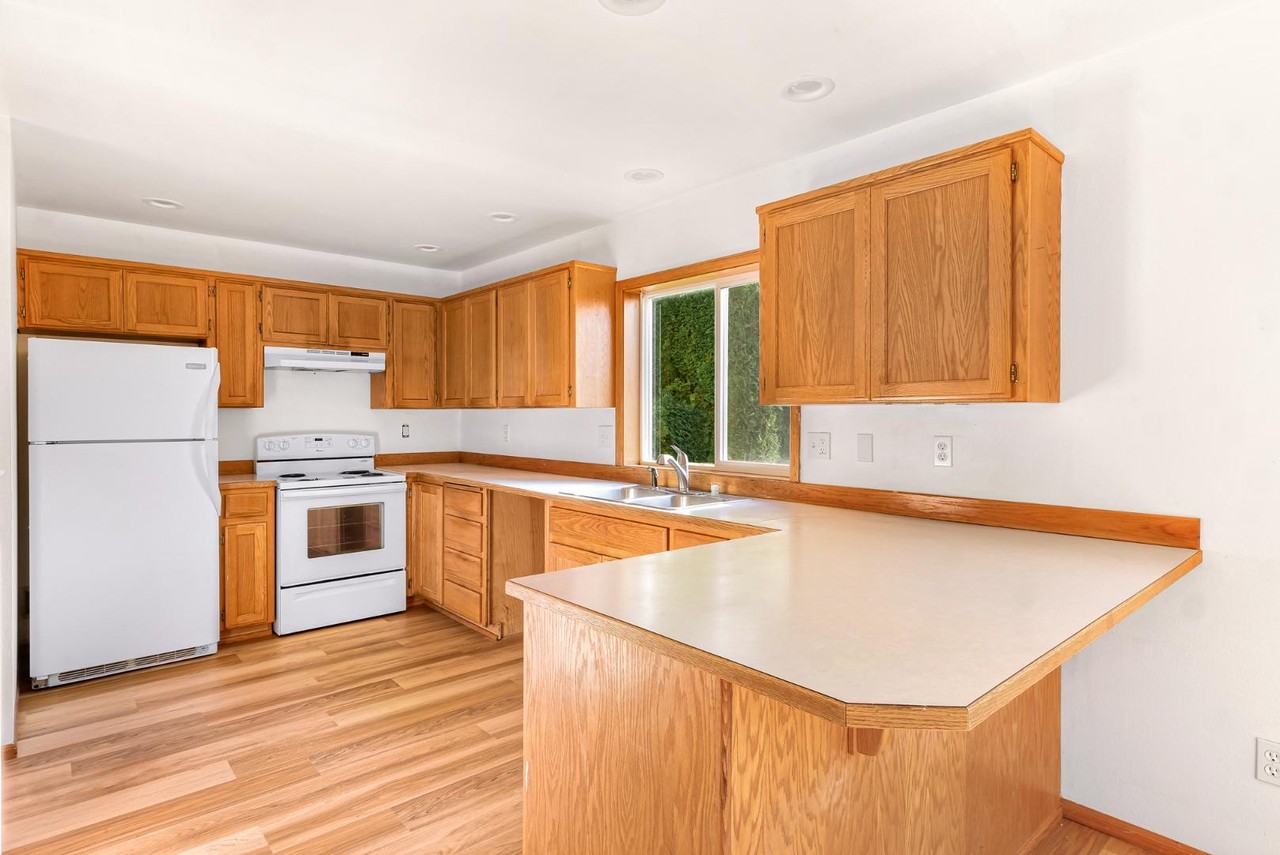 704 Drayton St - Photo 4 of 10