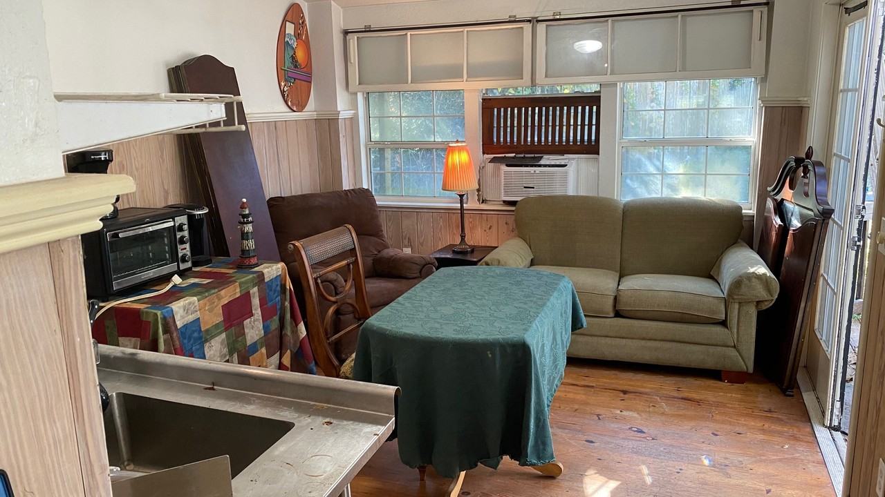 5047 North Oceanshore Boulevard - Photo 5 of 10