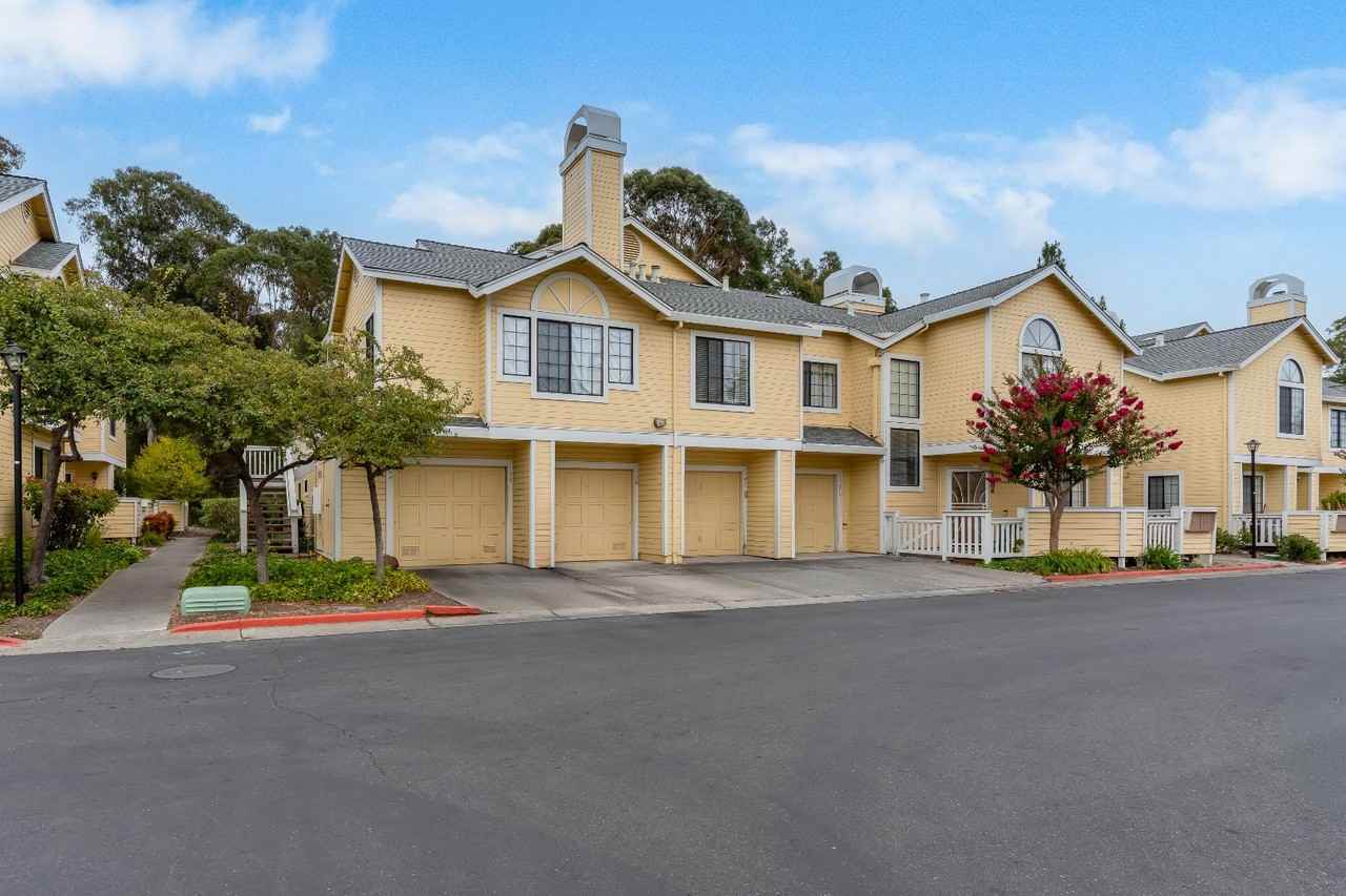 1202 Devonwood - Photo 2 of 20