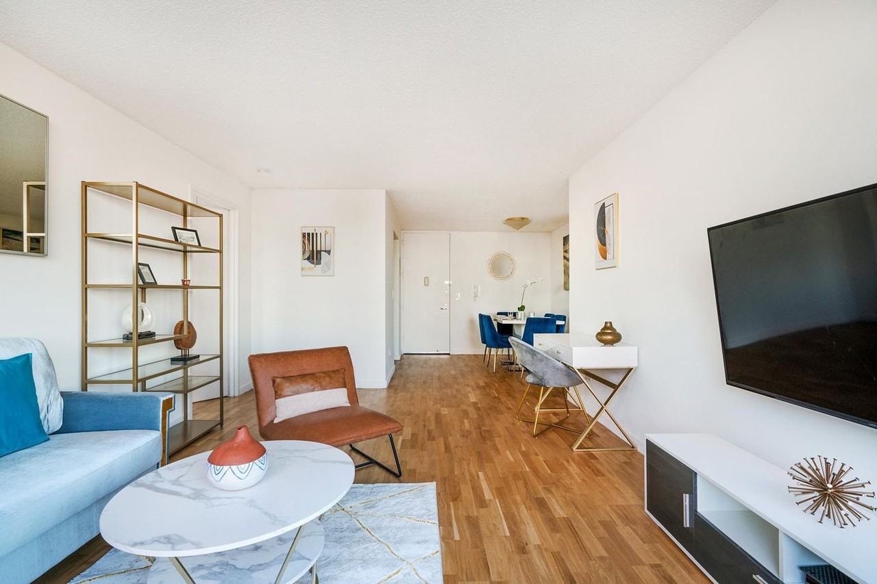 179 East 94th Street - Photo 3 of 42