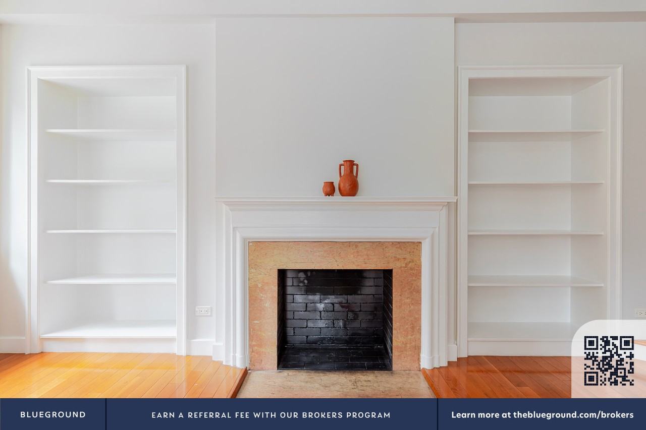 400 East 57th Street - Photo 4 of 34