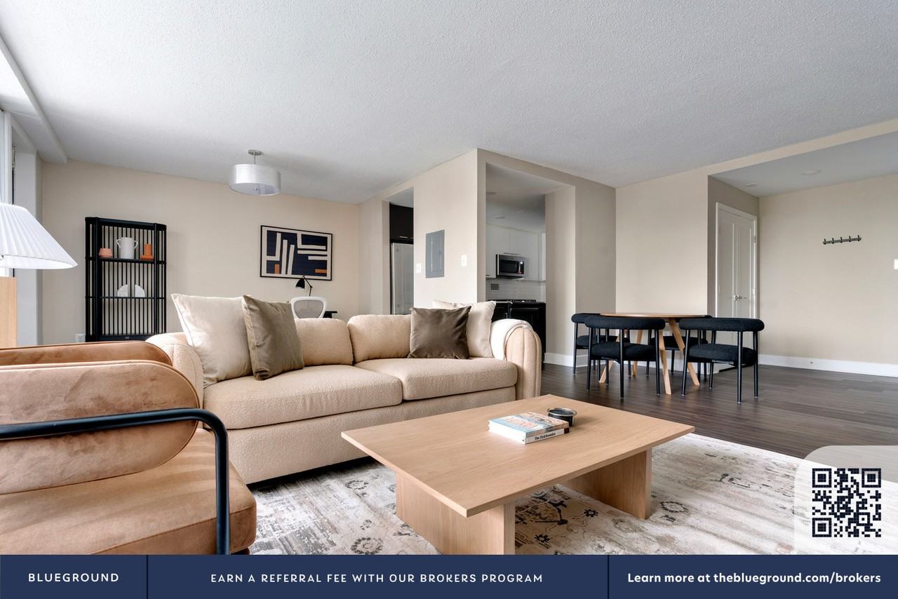 1515 Richmond Highway - Photo 4 of 26