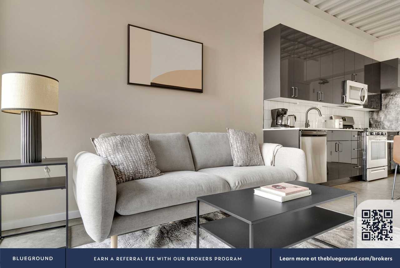 1220 W Jackson Blvd #1320 - Photo 5 of 34