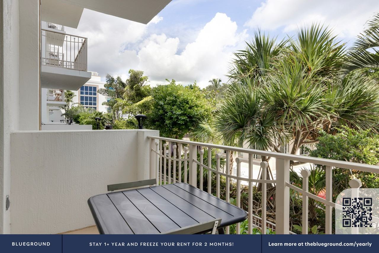 601 Ne 39th St #171 - Photo 7 of 31