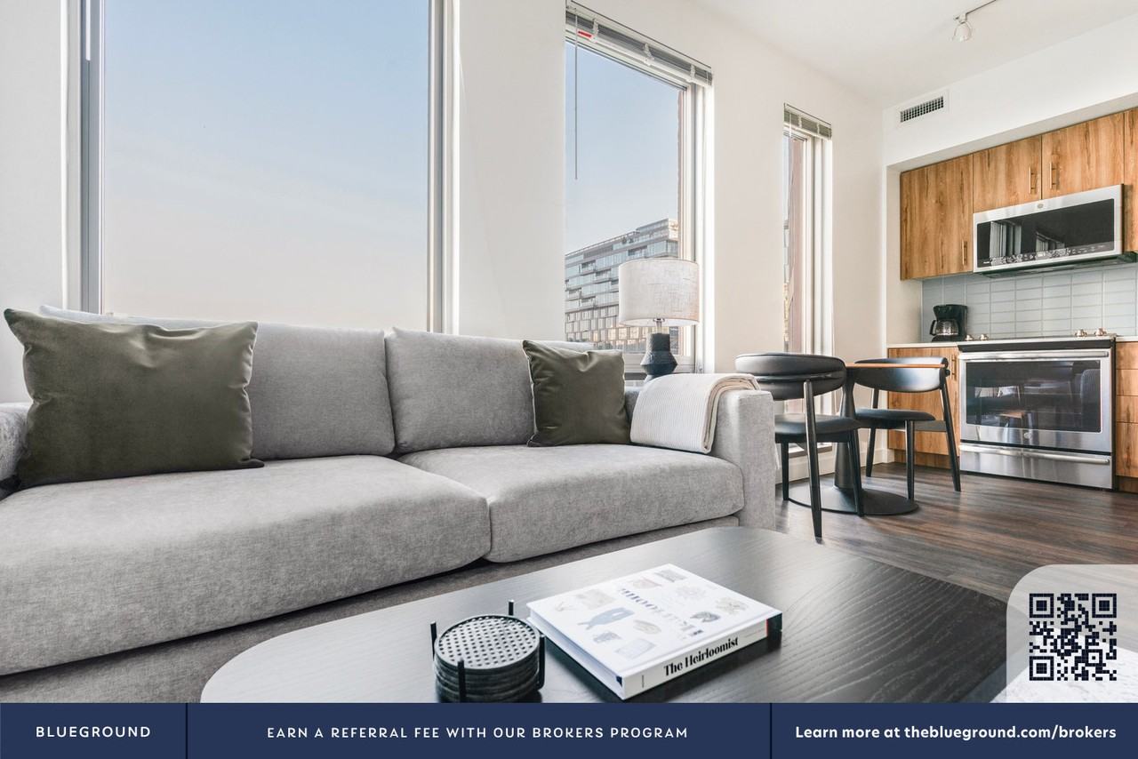 900 7th St Sw #1181 - Photo 4 of 44