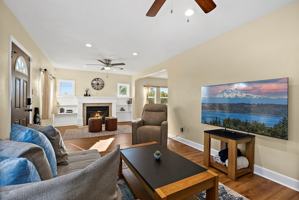 featured image of 109 E 45th St