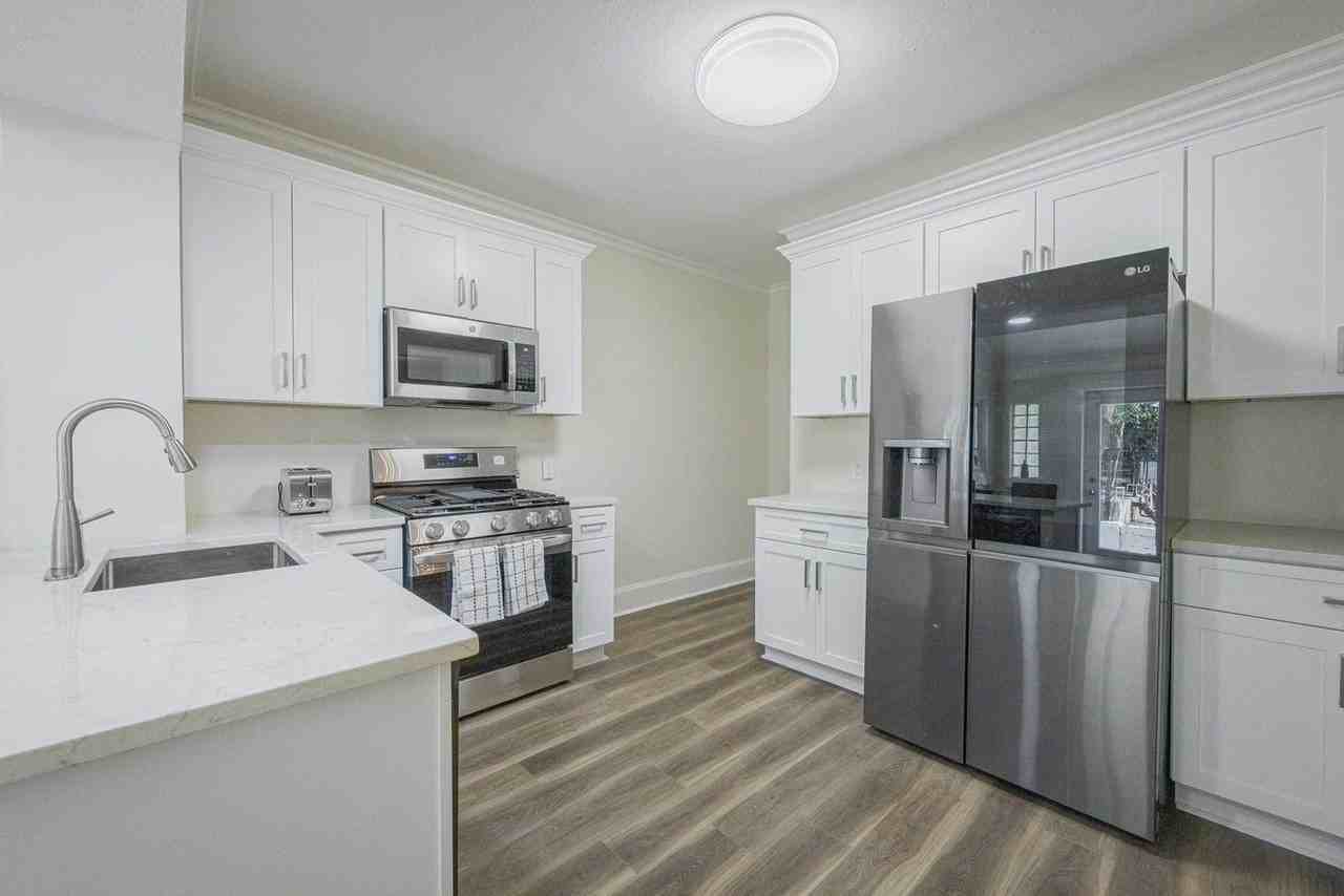 840 Bobbin Mill Road - Photo 7 of 65